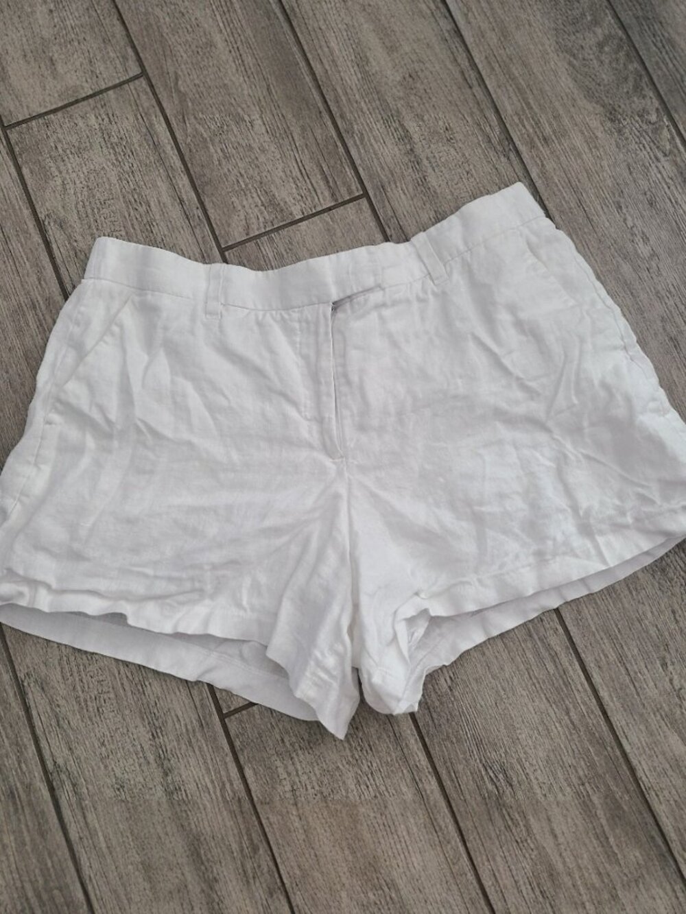 A&F Linen Collection Women's White Linen Shorts Size 33